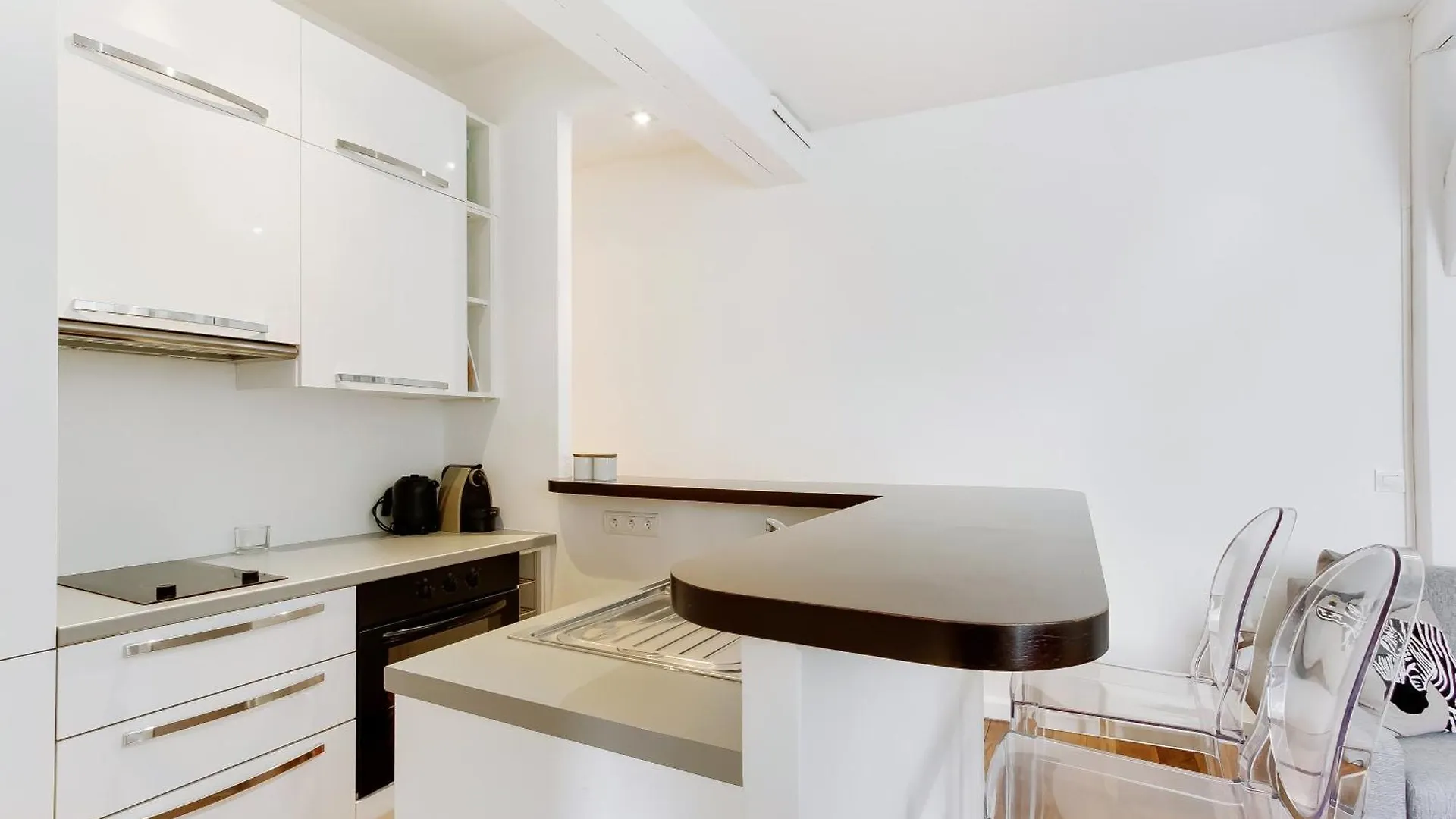 Pick A Flat'S Apartment In Saint Germain - Rue De Buci Paris